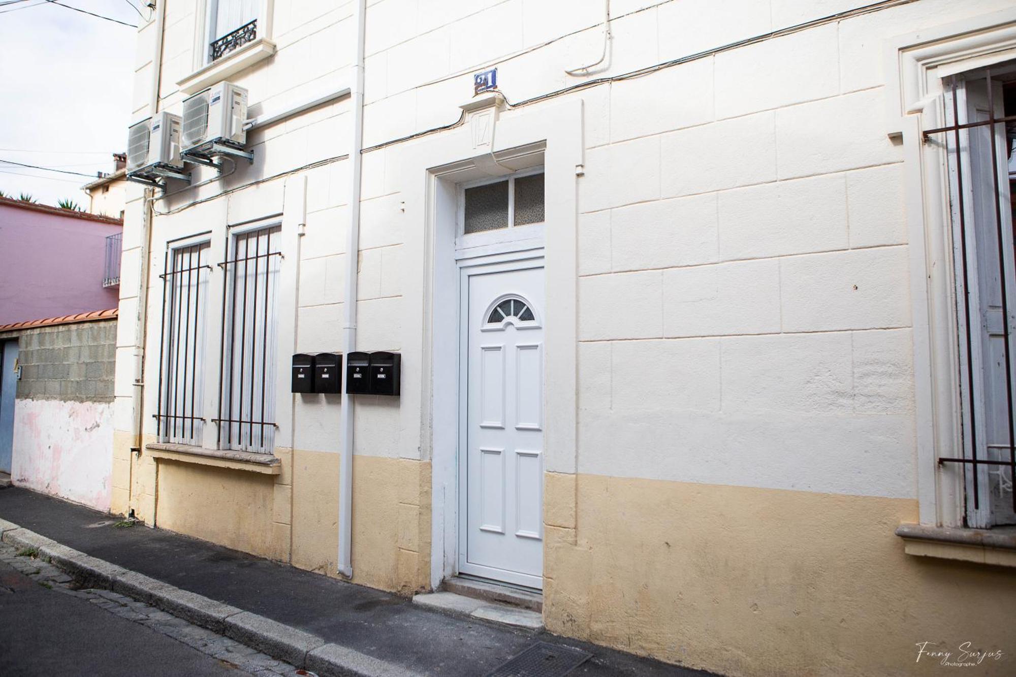 Appartements Confortables - Gare A 5 Min Pied - 20Min De La Plage - Terrasse بيربينيو المظهر الخارجي الصورة