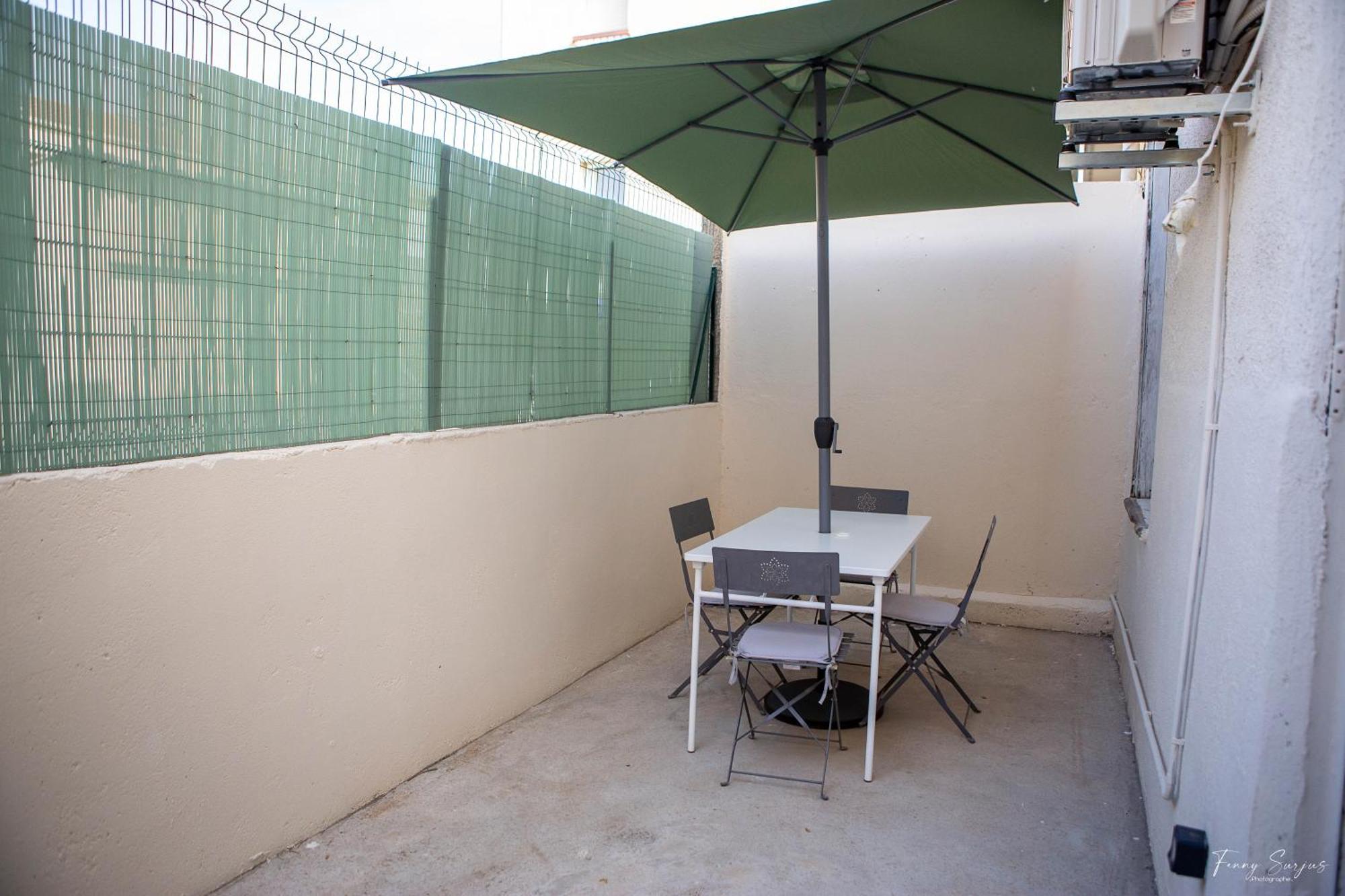 Appartements Confortables - Gare A 5 Min Pied - 20Min De La Plage - Terrasse بيربينيو المظهر الخارجي الصورة