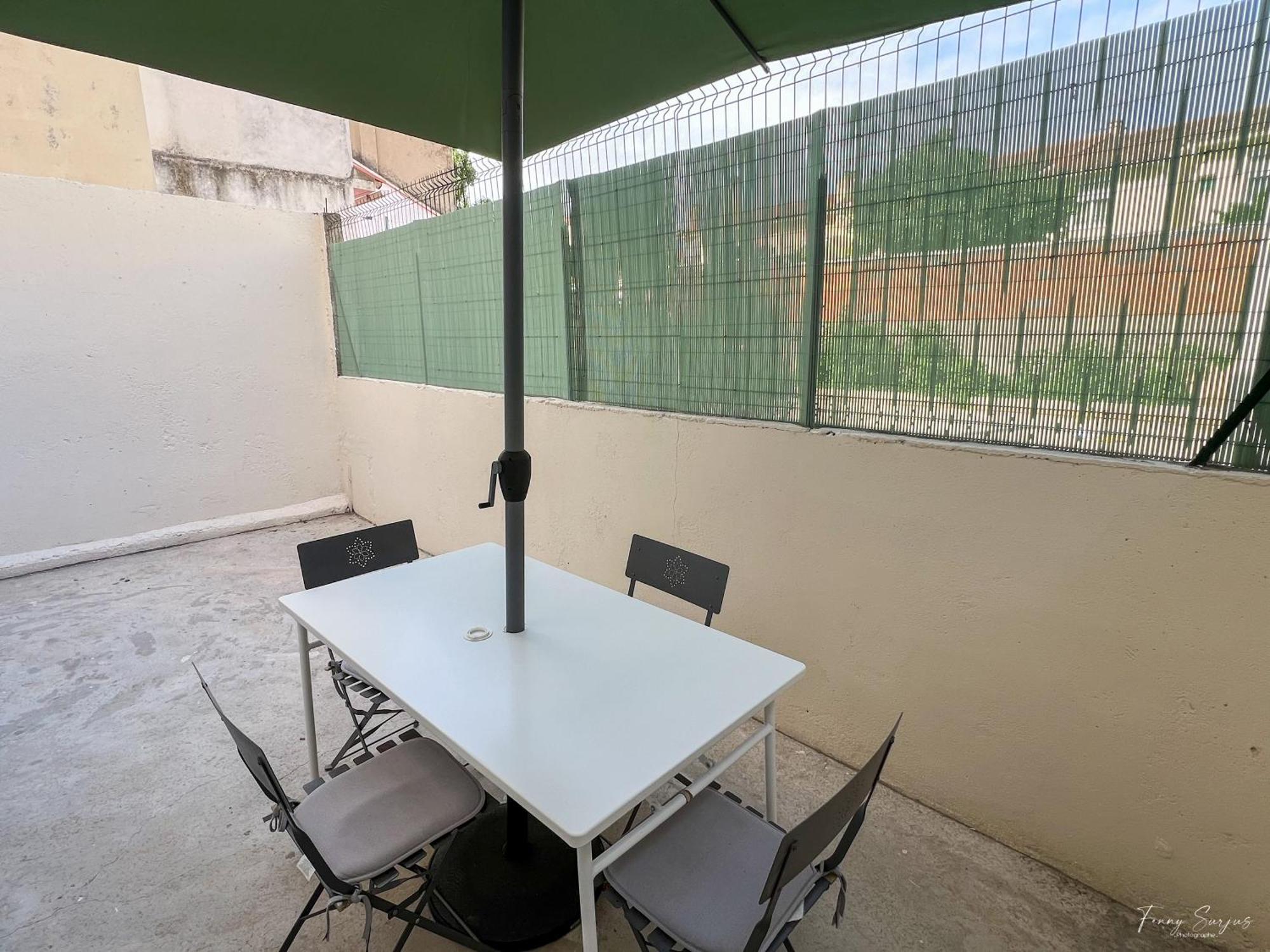 Appartements Confortables - Gare A 5 Min Pied - 20Min De La Plage - Terrasse بيربينيو المظهر الخارجي الصورة